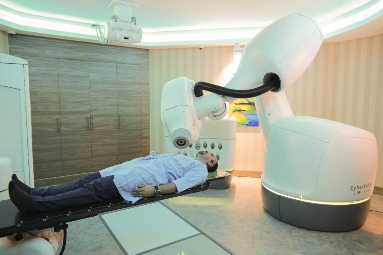 Cyberknife M6-2 copy